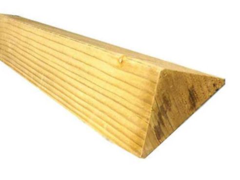 White Deal Rough Treated Triangular Angle Fillet 75mm x 75mm (3" x 3") x 2.1m